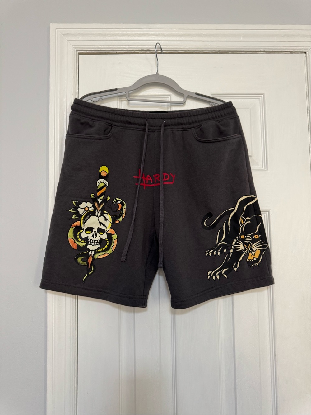 Ed Hardy Panther Skull Graphic Sweat Shorts Men’s Medium